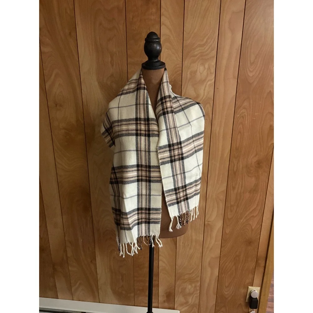 Berkshire Handkerchief Co Inc Plaid Scarf Cream Tan Black Acrylic Fringe Wrap‎